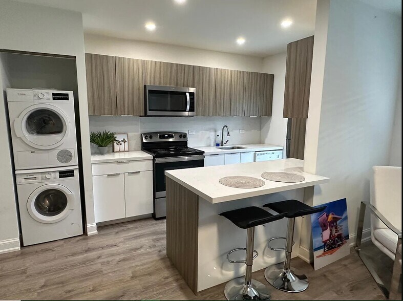 More Photos Of 11th St., Miami Beach Apartments For Sale