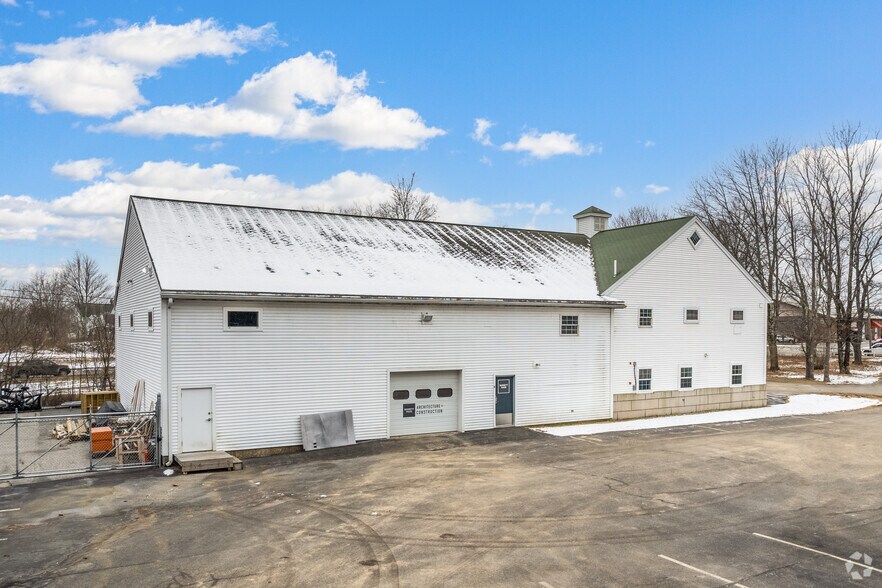 More Photos Of 655 Riverside St, Portland Warehouse For Lease