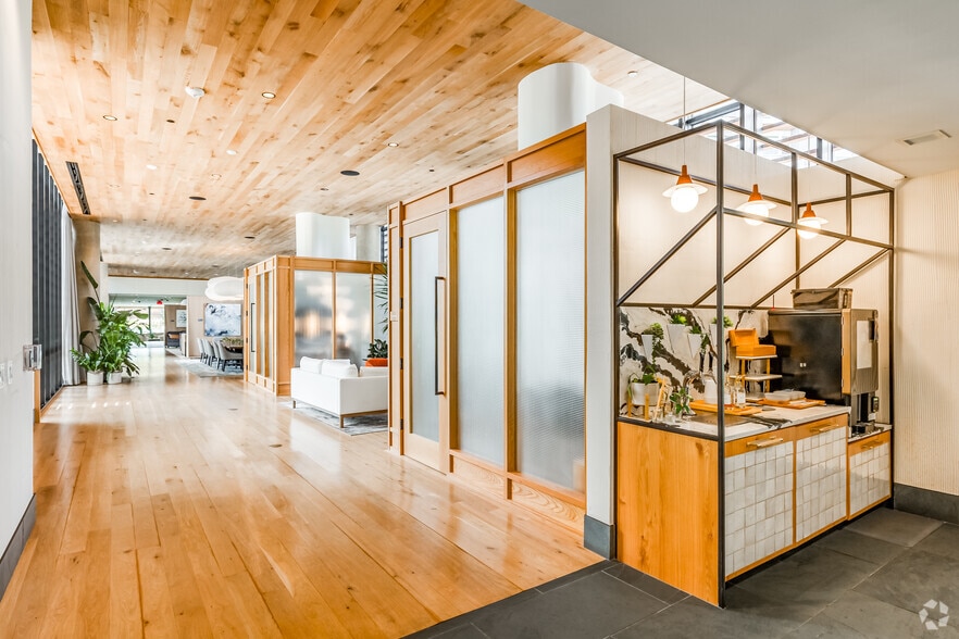 More Photos Of 4400 Calvert Rd, College Park Apartments For Lease