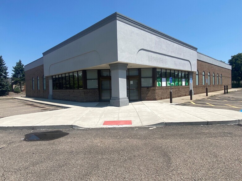 More Photos Of 43034 Dequindre Rd, Sterling Heights Freestanding For Lease