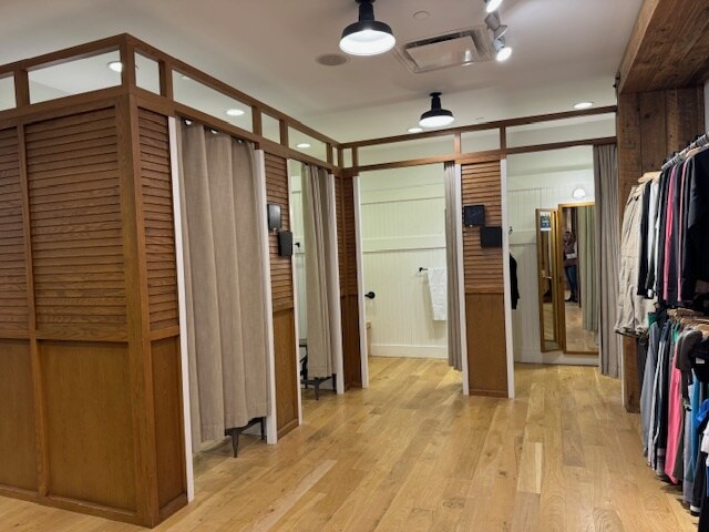 More Photos Of 1 Church St, Burlington Office For Lease