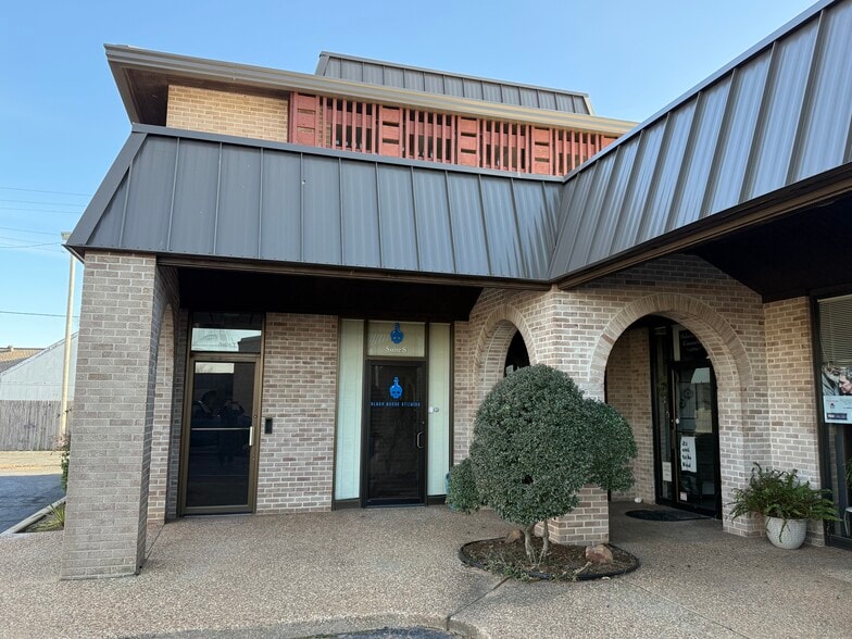 More Photos Of 4430 NW 50th St, Oklahoma City Office For Sale