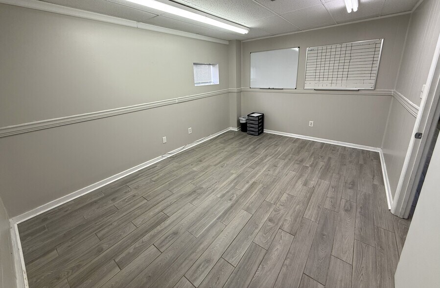 More Photos Of 2469 Eslava Creek Pky, Mobile Flex For Sale