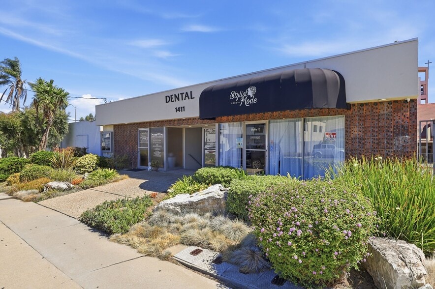 More Photos Of 1411 W 7th St, San Pedro Medical For Sale