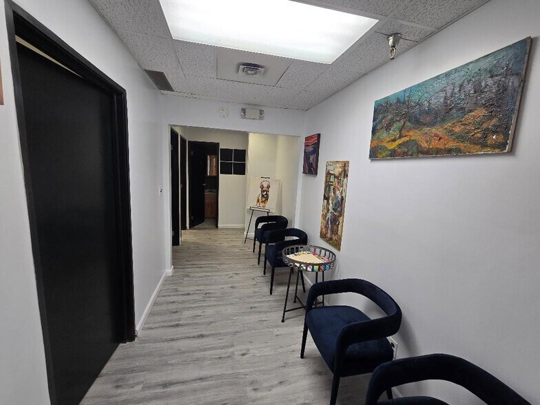 More Photos Of 201 S Livingston Ave, Livingston Medical For Lease