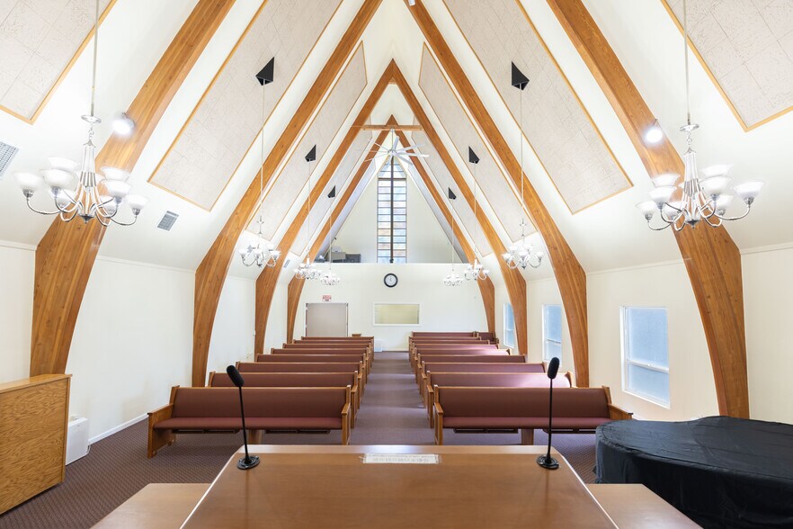 More Photos Of 2416 Sloat Way, Sacramento Religious Facility For Sale