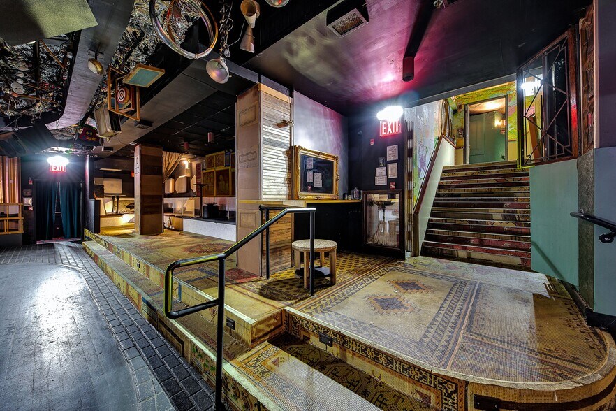 More Photos Of 305-311 W 57th St, New York Apartments For Lease