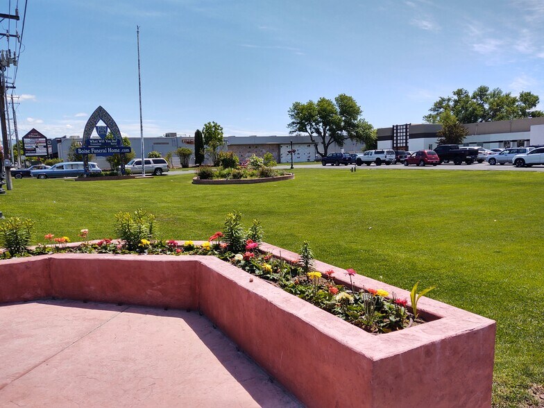 More Photos Of 8209 W Fairview Ave, Boise Land For Sale