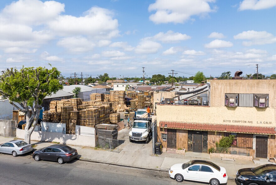 8213 Compton Ave, Los Angeles, CA 90001 Manufacturing For Sale
