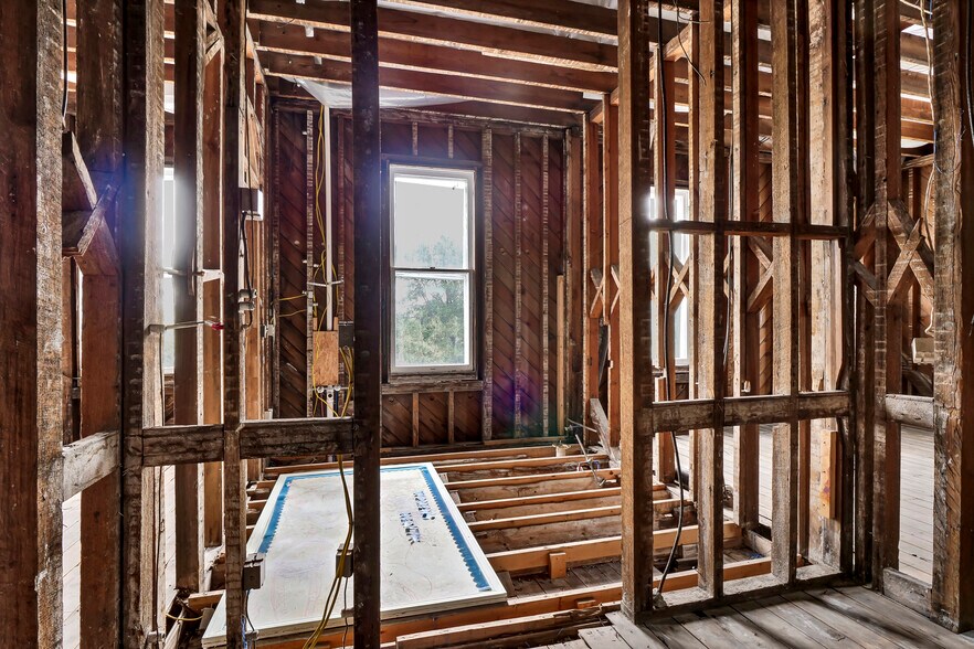 More Photos Of 708 Market St, Wilmington Apartments For Sale