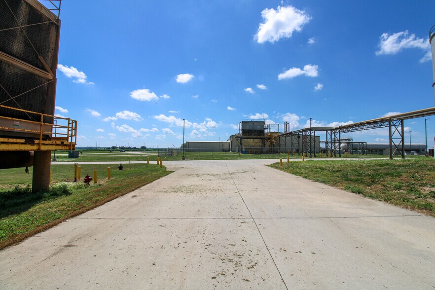 More Photos Of 6059 159th St, Galva Food Processing For Sale