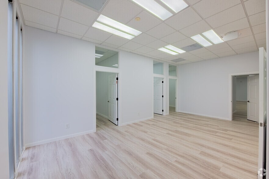 More Photos Of 5223 N El Dorado St, Stockton Office For Lease