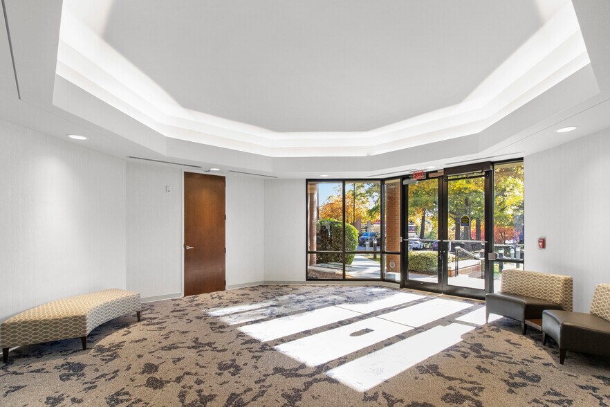 More Photos Of 4325 Lake Boone Trl, Raleigh Medical For Lease