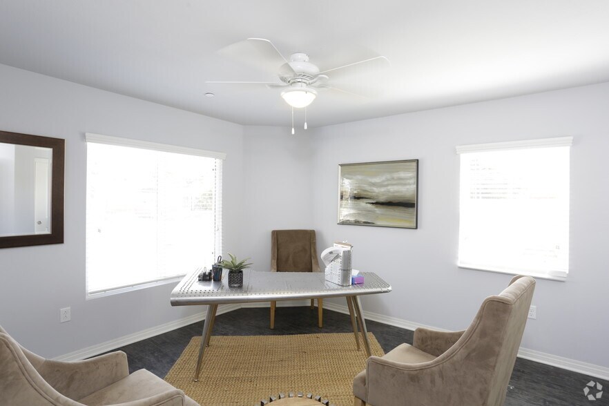 More Photos Of 307 Sycamore Rd, San Ysidro Apartments For Sale