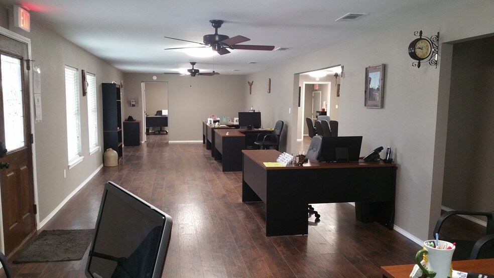 More Photos Of 10502 Mineral Wells Hwy, Weatherford Restaurant For Sale