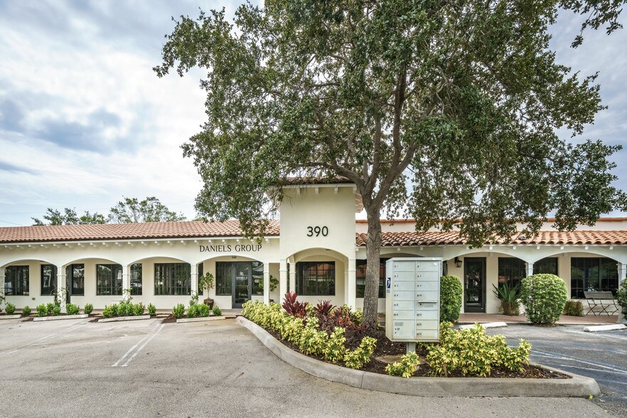 More Photos Of 390 Tequesta Dr, Jupiter Office For Lease