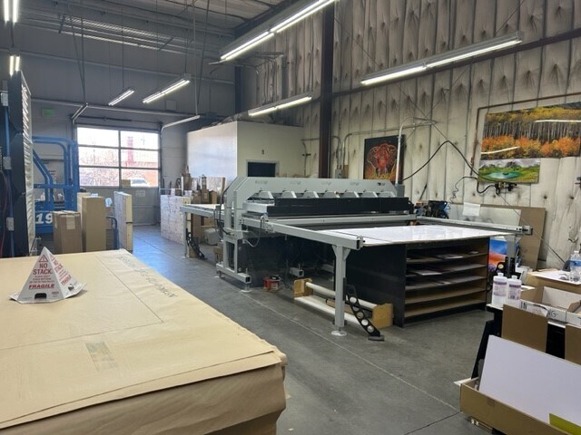 More Photos Of 8000 W Colfax Ave, Lakewood Freestanding For Lease