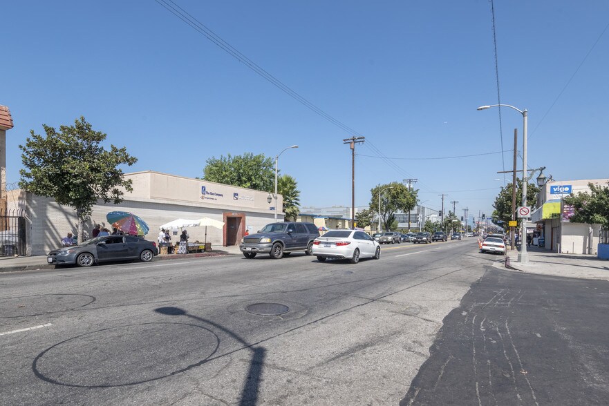 More Photos Of 4620 S Central Ave, Los Angeles Storefront For Lease