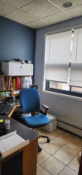 More Photos Of 4579 Lake Rd S, Brockport Auto Dealership For Lease