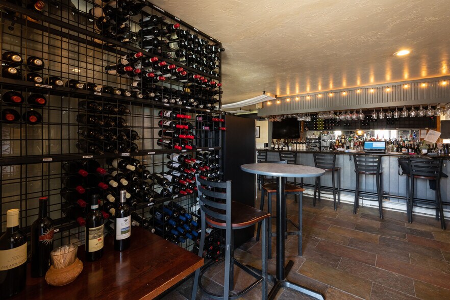 More Photos Of 411 3rd St, Crested Butte Restaurant For Sale