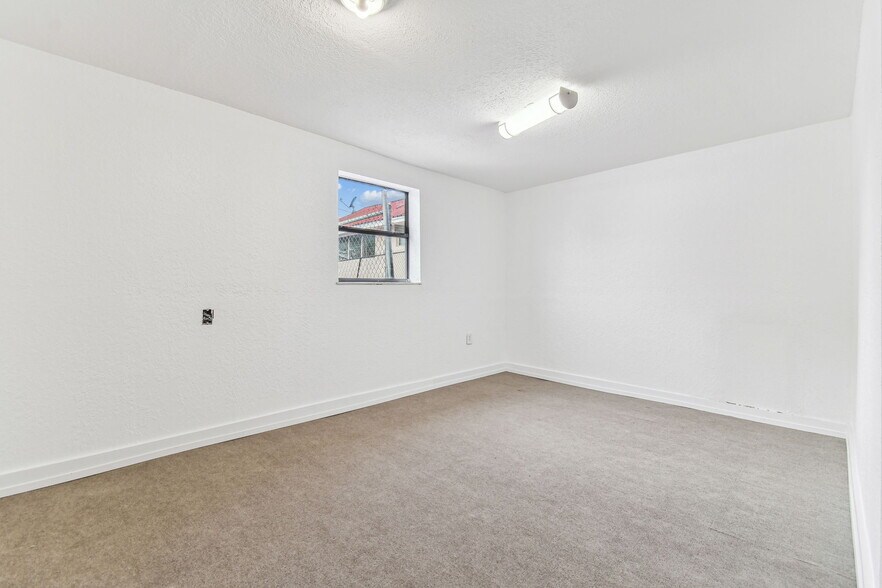 More Photos Of 5138 N Florida Ave, Tampa Freestanding For Sale