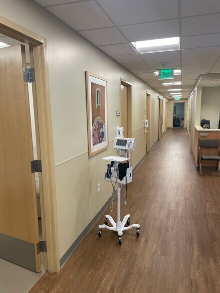 More Photos Of 11525 Brookshire Ave, Downey Medical For Lease