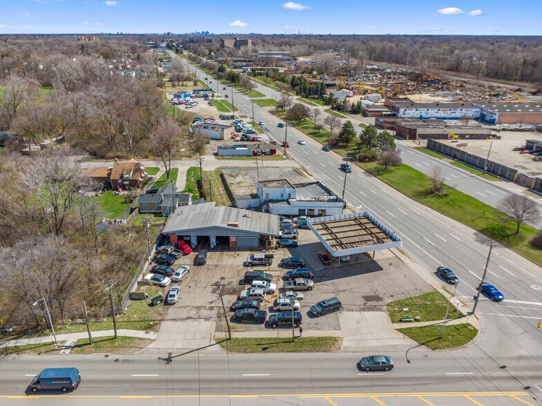 More Photos Of 2617 Middlebelt Rd, Inkster Auto Repair For Lease