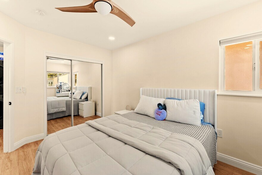 More Photos Of 3034-3042 Newell St, San Diego Apartments For Sale