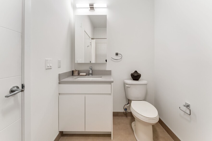 More Photos Of 431 Dr Martin Luther King Jr Blvd, East Orange Apartments For Lease