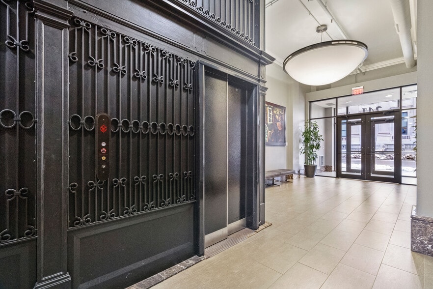 More Photos Of 241 N Pennsylvania St, Indianapolis Loft Creative Space For Sale