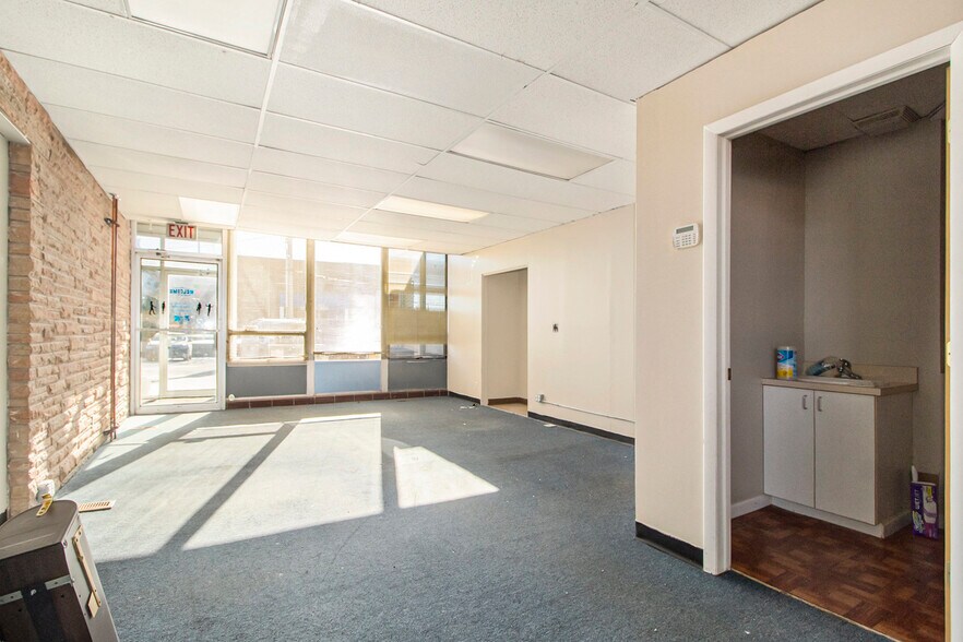 More Photos Of 740 Emerick St, Ypsilanti Medical For Lease