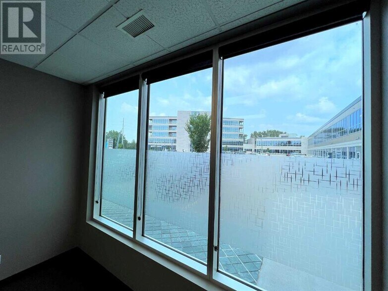 More Photos Of 5002 55th St, Red Deer Office For Lease