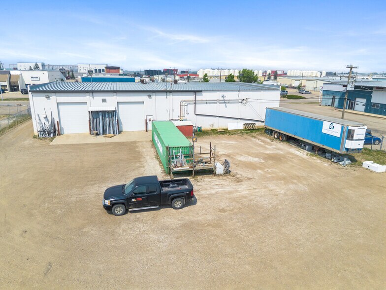 More Photos Of 5201 63 St, Lloydminster Office For Lease