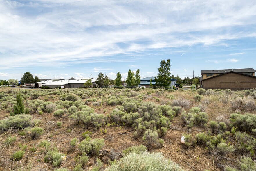 More Photos Of 63720 & 63702 Clausen, Bend Land For Sale