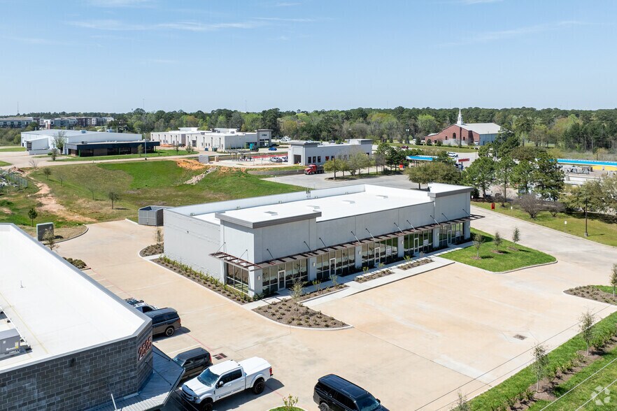 More Photos Of 75 Executive Retail - TBD, Conroe Storefront Retail Office For Lease