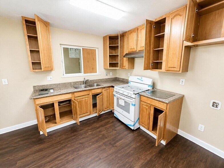 More Photos Of 2332-2336 International blvd, Oakland Apartments For Sale