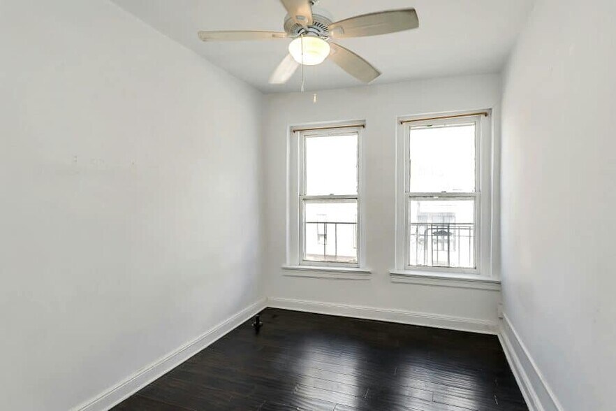 More Photos Of 240 Powers St, Brooklyn Apartments For Sale