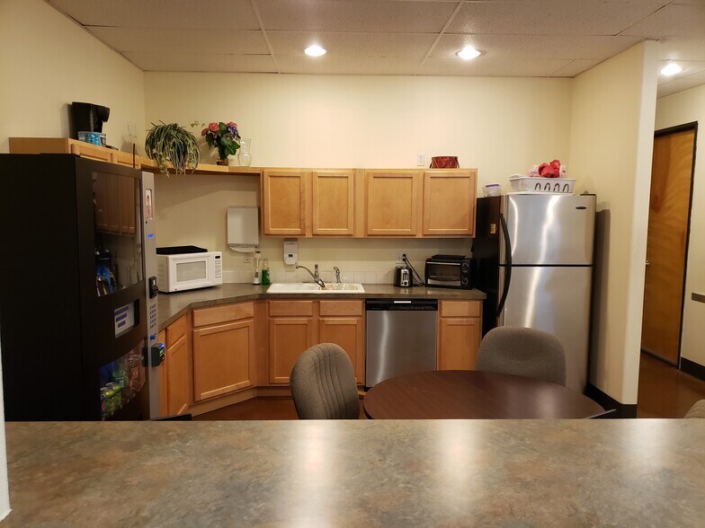 More Photos Of 10390 W Bradford Rd, Littleton Office Residential For Sale