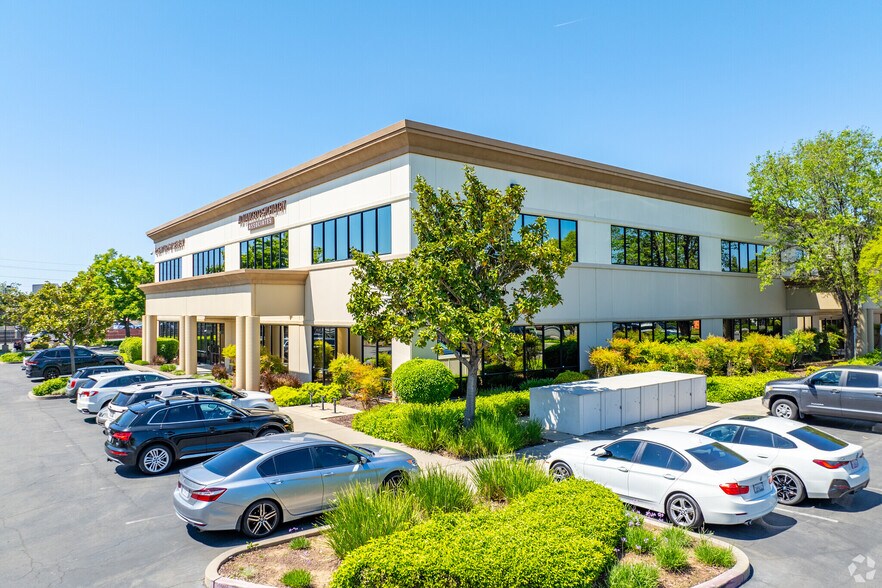More Photos Of 9381 E Stockton Blvd, Elk Grove Office For Lease