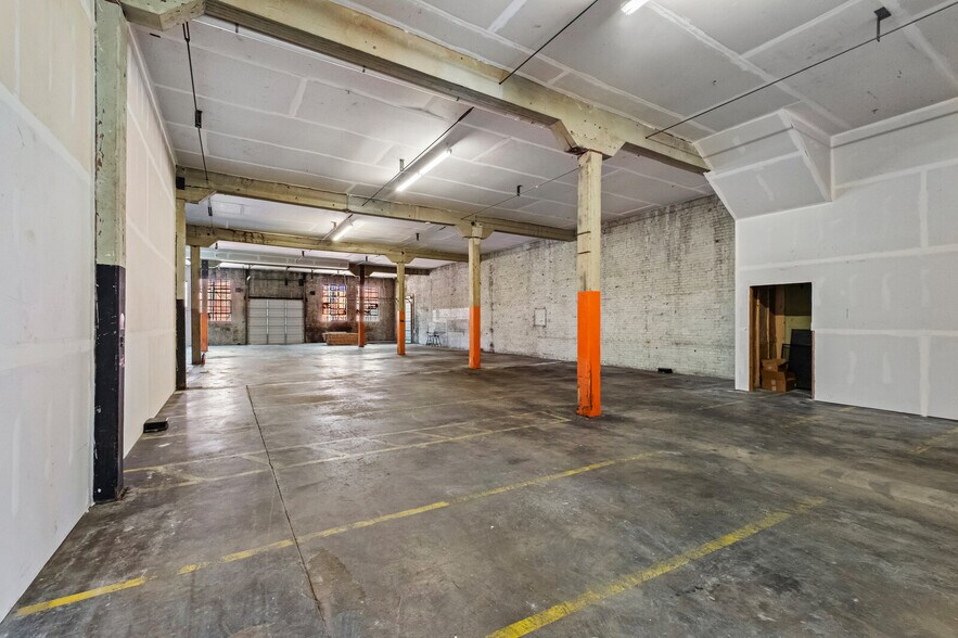 More Photos Of 124 S Joplin Ave, Joplin Warehouse For Sale