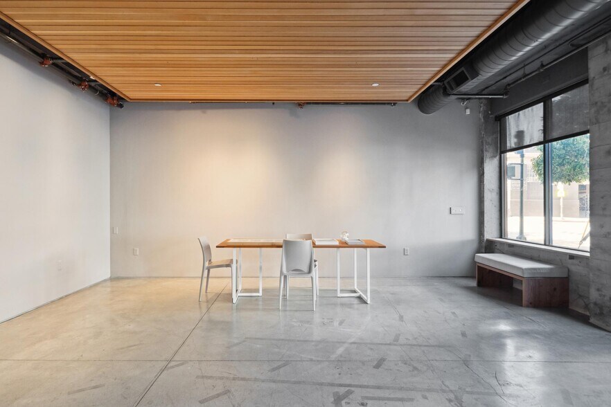 More Photos Of 2405 Folsom St, San Francisco Multifamily For Sale