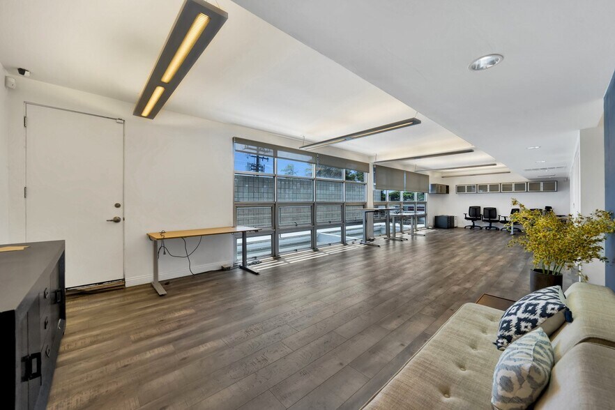More Photos Of 1750 14th St, Santa Monica Loft Creative Space For Sale