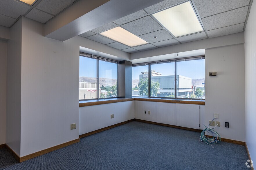 Photo of 4th Floor Ste 410