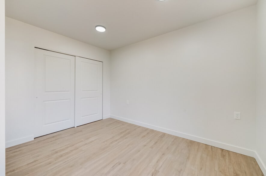 More Photos Of 404 E 5600 S, Salt Lake City Apartments For Sale
