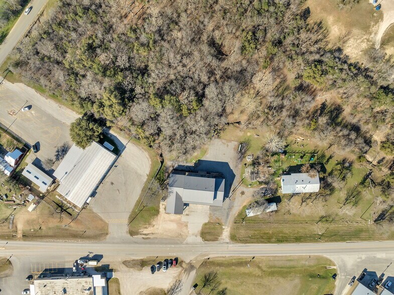 More Photos Of 220 W FM 473, Comfort Storefront Retail Office For Lease