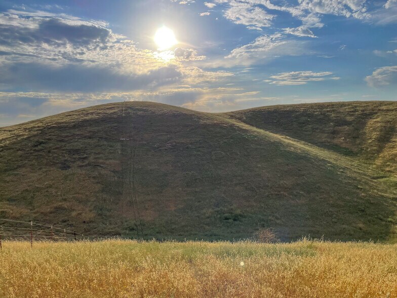 More Photos Of 0 E. 41 Hwy, Templeton Land For Sale