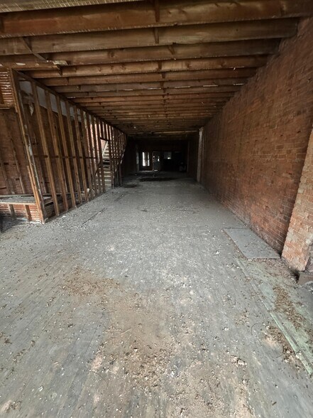More Photos Of 1314 Niagara St, Niagara Falls Storefront Retail Residential For Sale