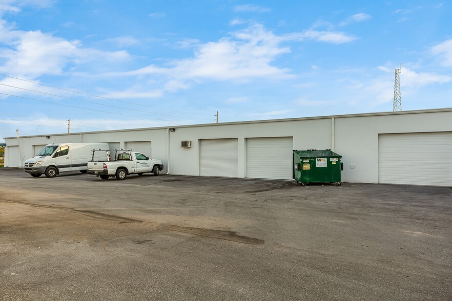More Photos Of 2640 NW 1st Ave, Boca Raton Unknown For Lease