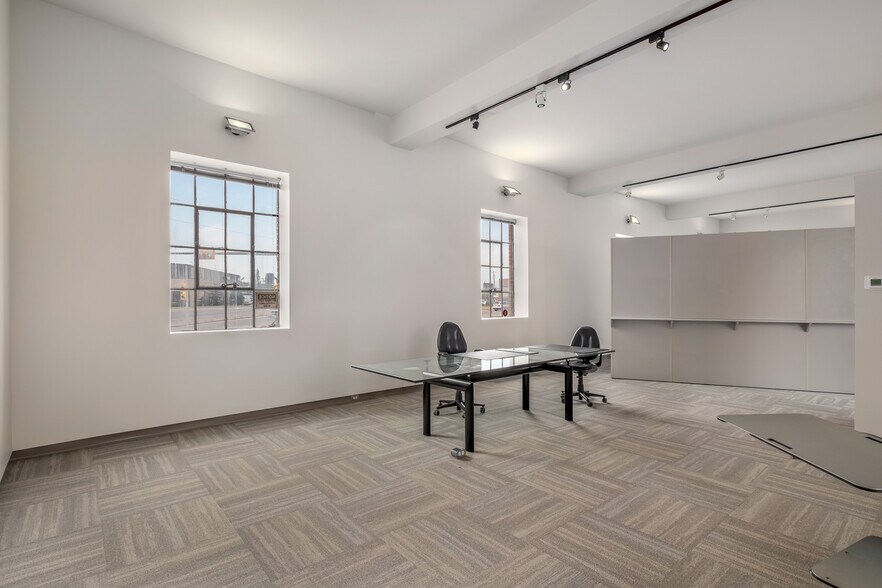 More Photos Of 2225 15th St SE, Calgary Warehouse For Sale