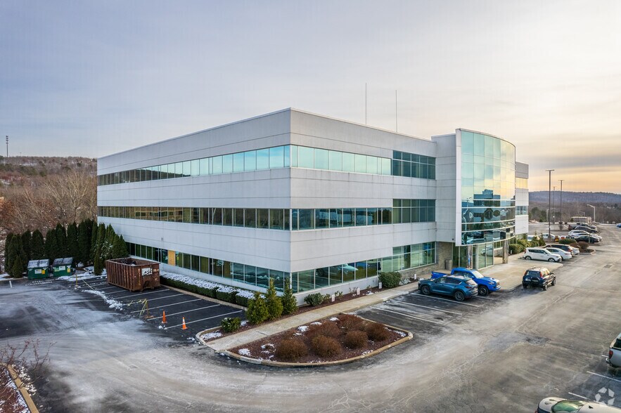 More Photos Of 50 Glenmaura National Blvd, Moosic Medical For Lease
